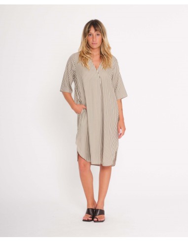 Robe Kaftan en TENCEL™ l'évolution des habitudes 