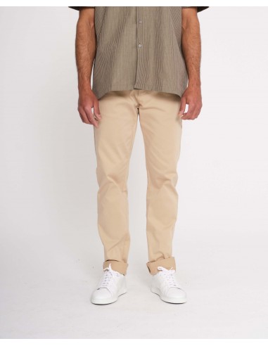 Pantalon chino en coton bio l'évolution des habitudes 